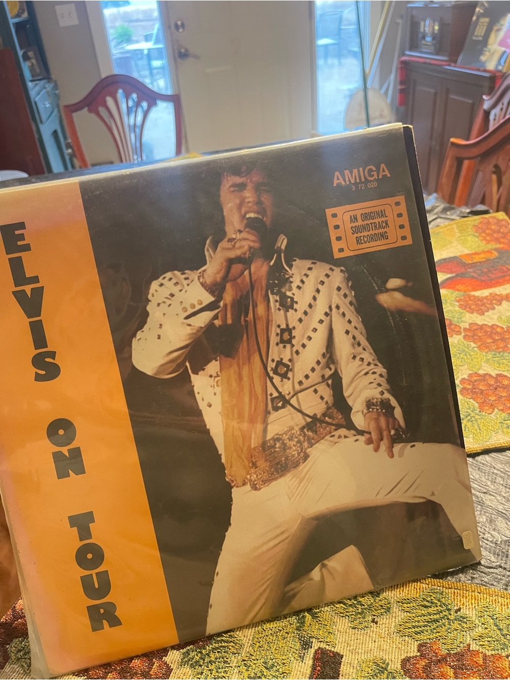 Elvis Presley - Elvis on Your Record